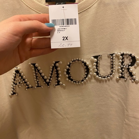 Top - Picture 2 of 2